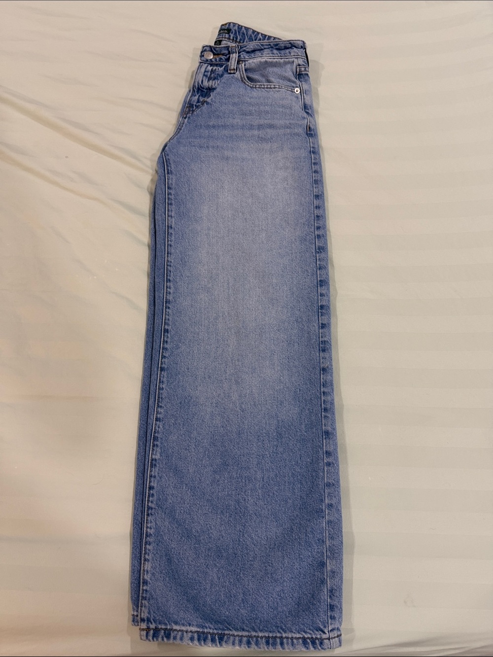 Wild Fable Low Rise Loose Jeans W/Belt
